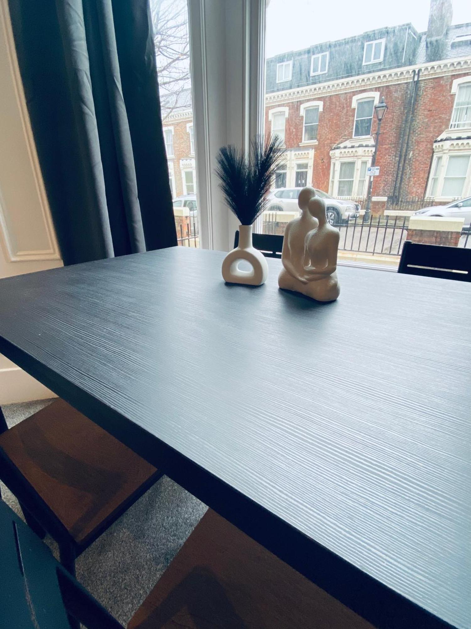 Flex Lets - Azalea Terrace Apartments Sunderland  Esterno foto